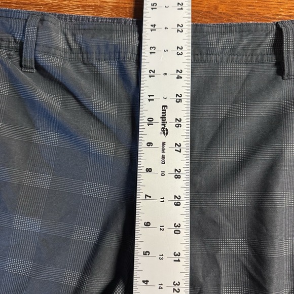Hang Ten Hybrid Mens Dark Gray Plaid Shorts Size 42‎ Golf - Picture 6 of 7